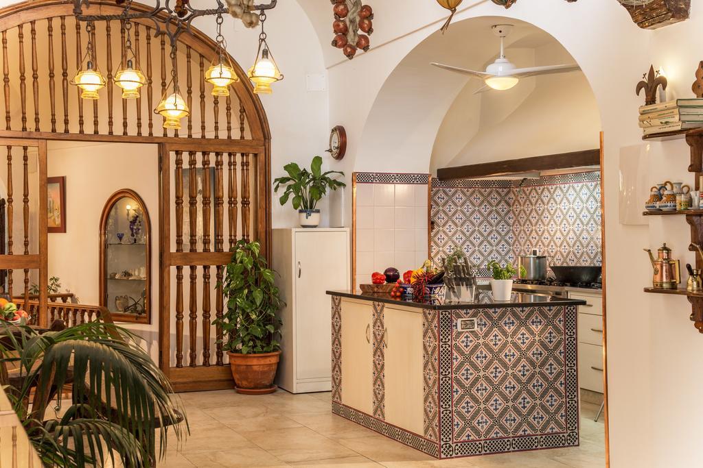 פוזיטנו Villa Oliviero חדר תמונה